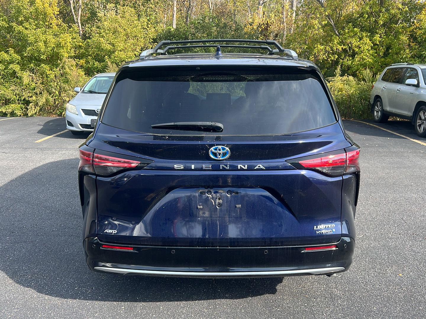 Certified Used 2024 Blueprint Toyota Limited 7-Passenger image 3