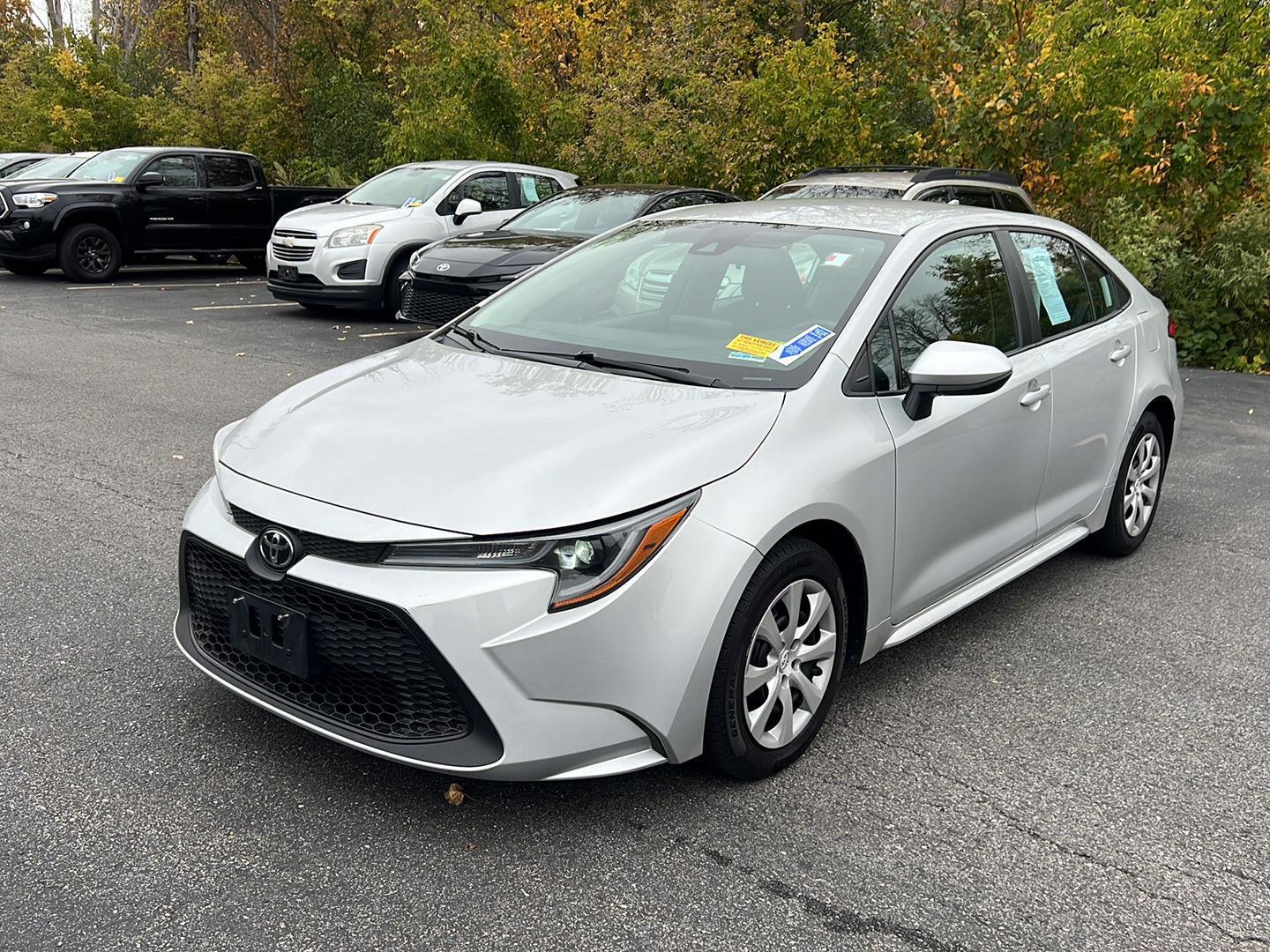 Certified Used 2022 Classic Silver Metallic Toyota LE image 2