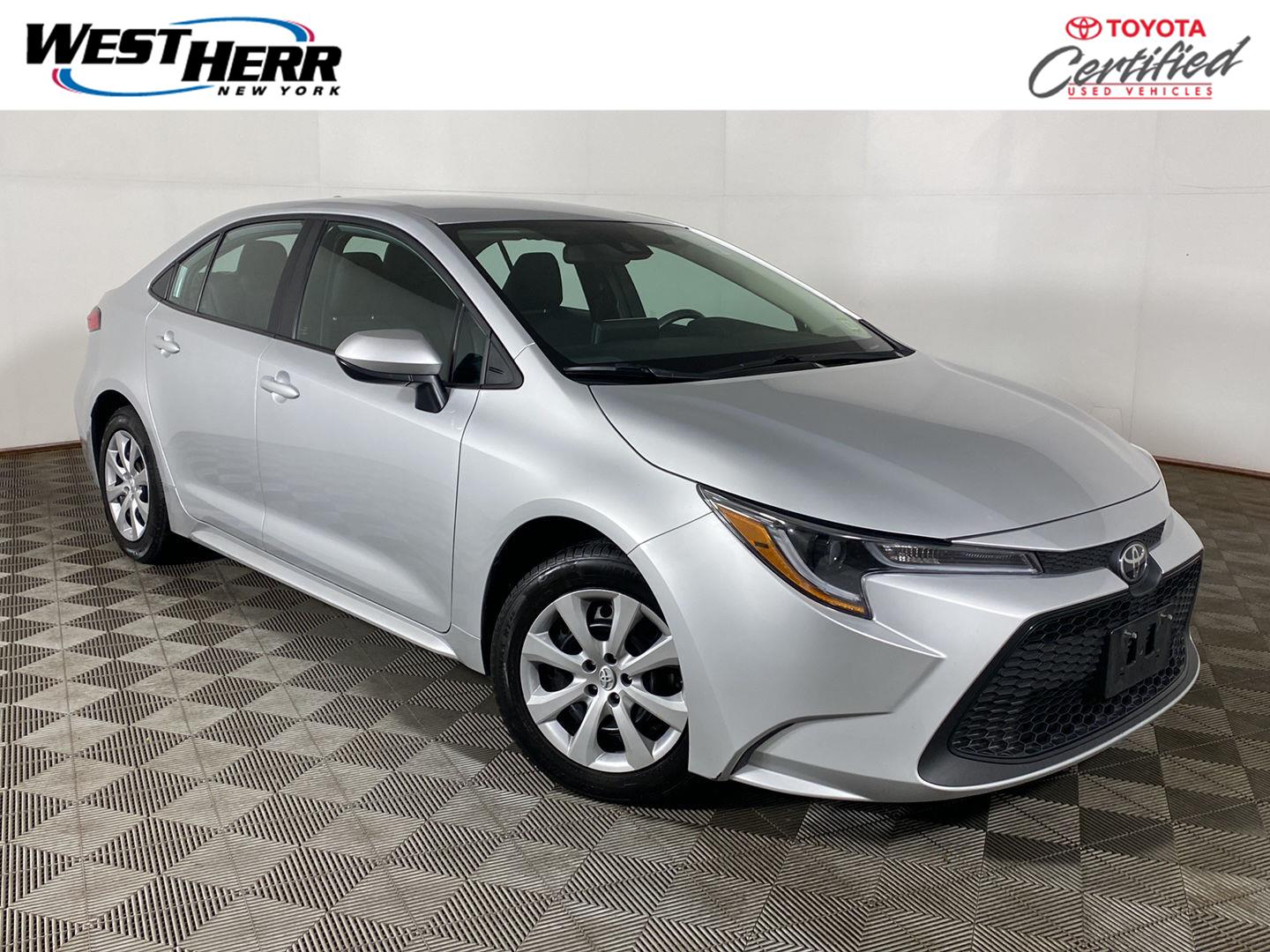 2022 Toyota Corolla LE FWD