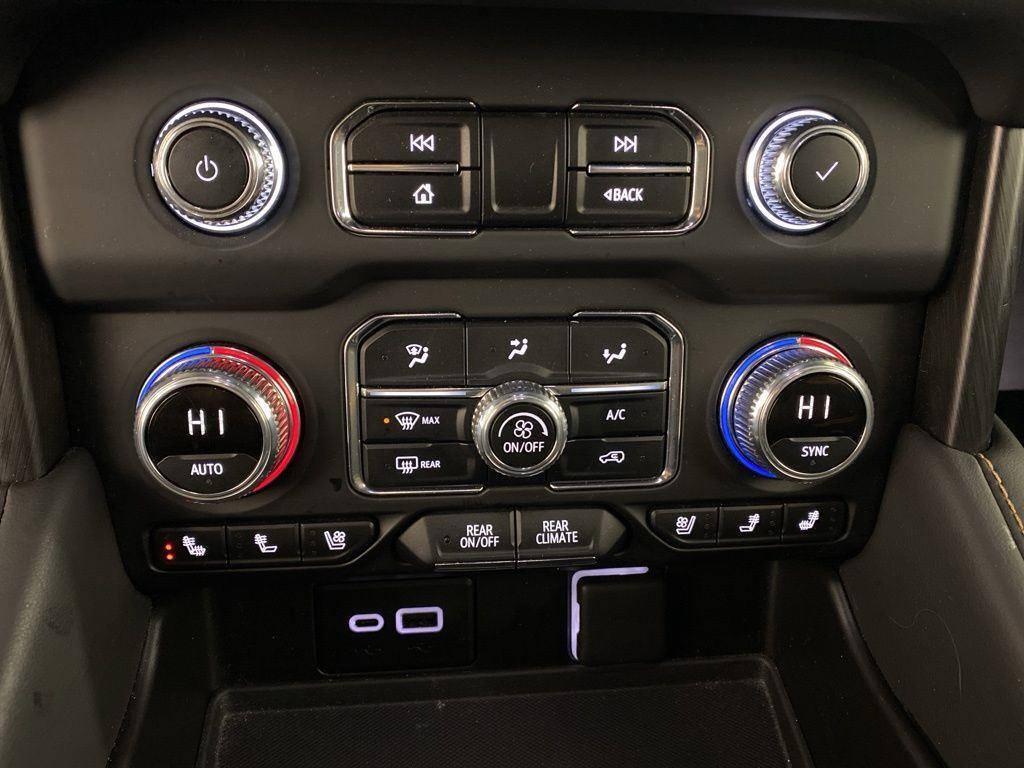 Used 2024 Onyx Black GMC AT4 image 21