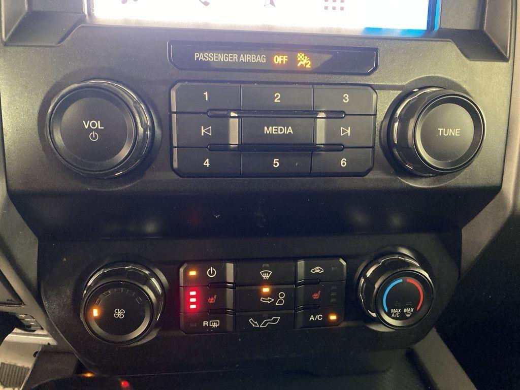 Used 2019 Black Metallic Ford XLT image 16
