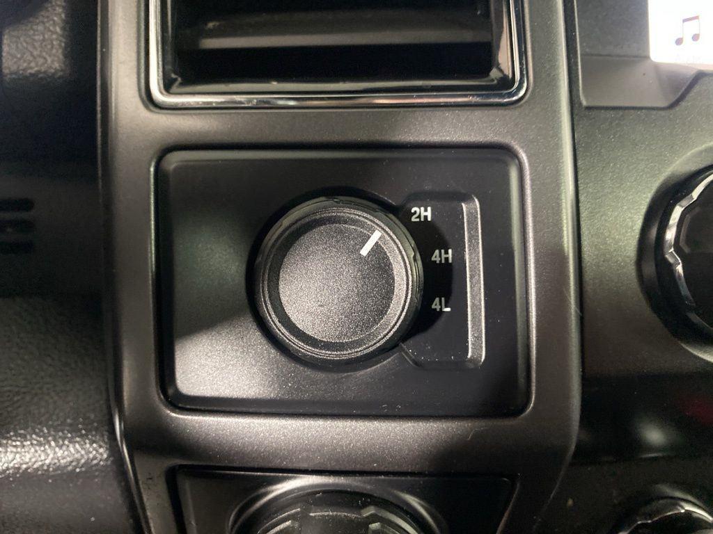 Used 2019 Black Metallic Ford XLT image 20