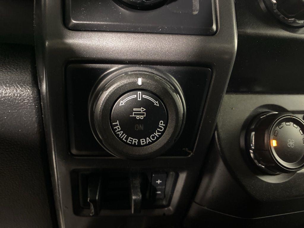 Used 2019 Black Metallic Ford XLT image 21