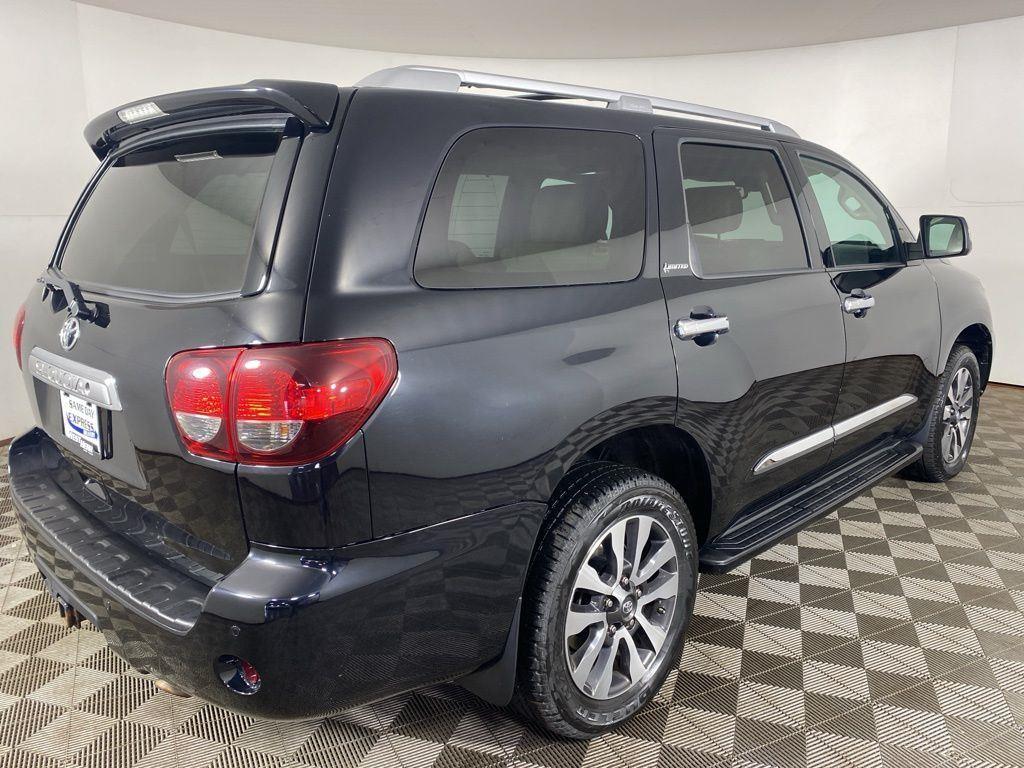 Used 2018 Midnight Black Metallic Toyota Limited image 7