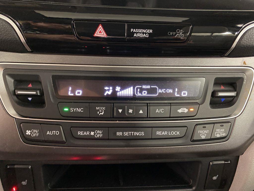 Used 2022 Modern Steel Metallic Honda EX-L image 6