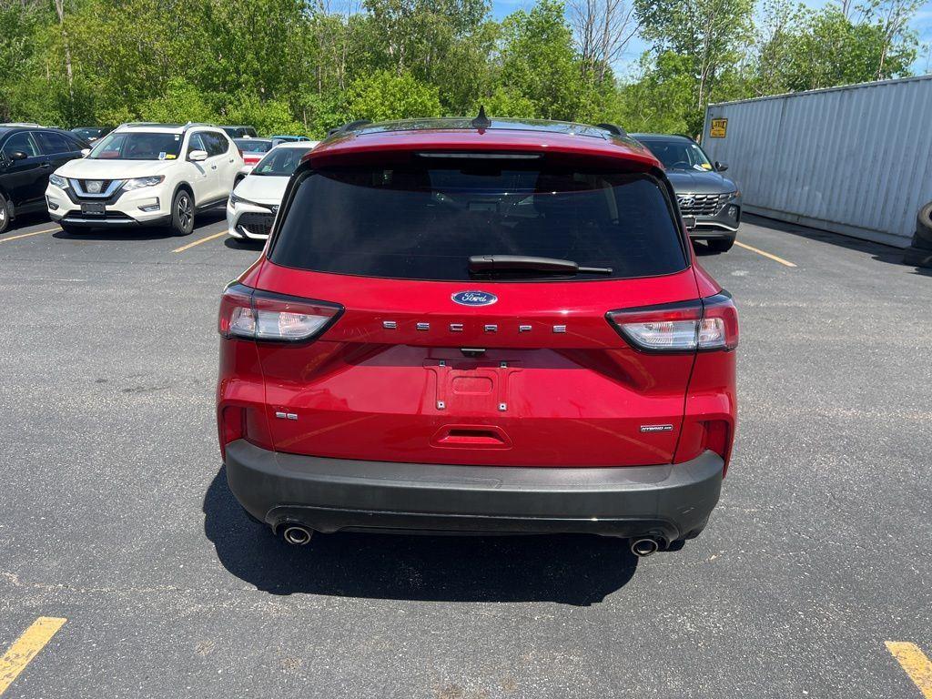Used 2021 Red Metallic Ford SE image 4