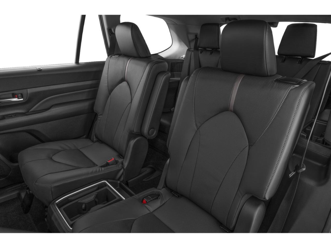 New 2026 Wind Chill Pearl Toyota Platinum image 8