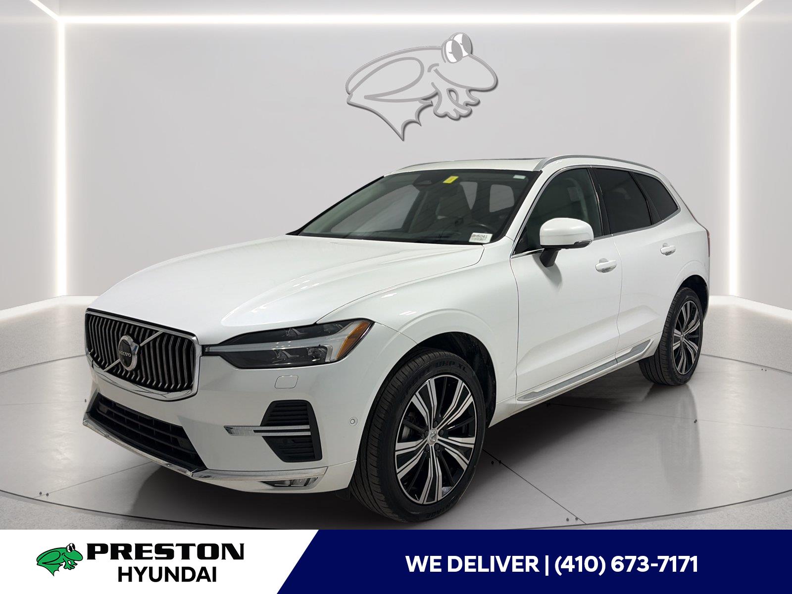 Crystal White Metallic 2022 Volvo XC60 SUV / Crossover All-Wheel Drive Automatic