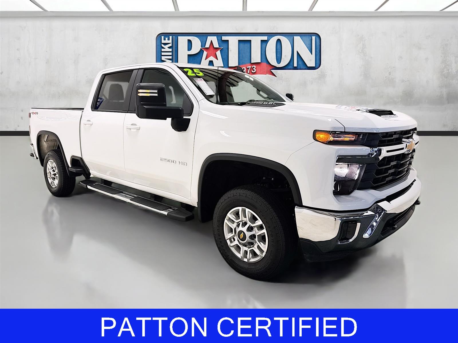 Summit White 2025 Chevrolet Silverado 2500HD LT Crew Cab 4WD Pickup Truck Four-Wheel Drive Automatic