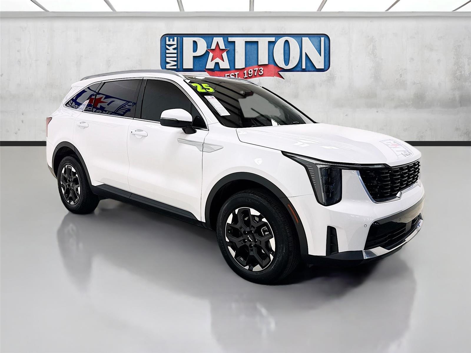 Glacial White Pearl 2025 Kia Sorento S AWD SUV / Crossover All-Wheel Drive 8-Speed Automatic