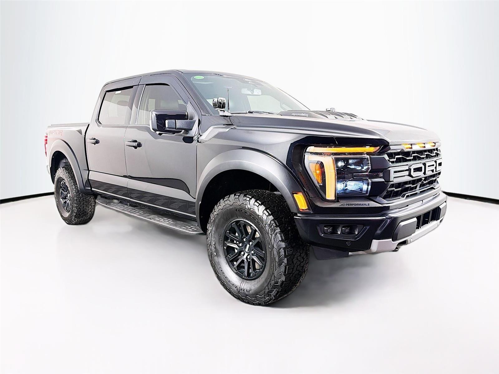 2024 Ford F-150 Raptor SuperCrew 4WD