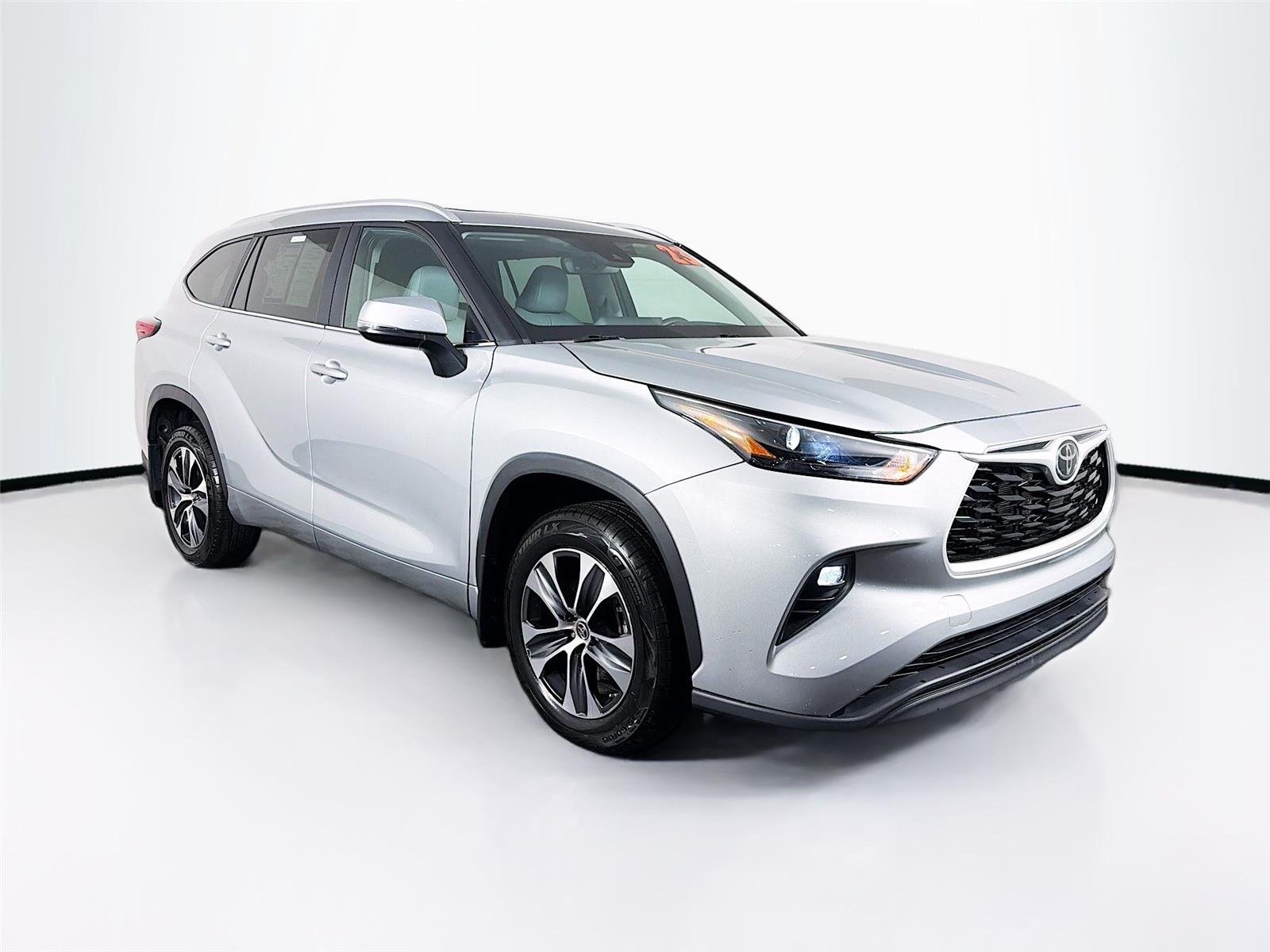 2023 Toyota Highlander XLE AWD