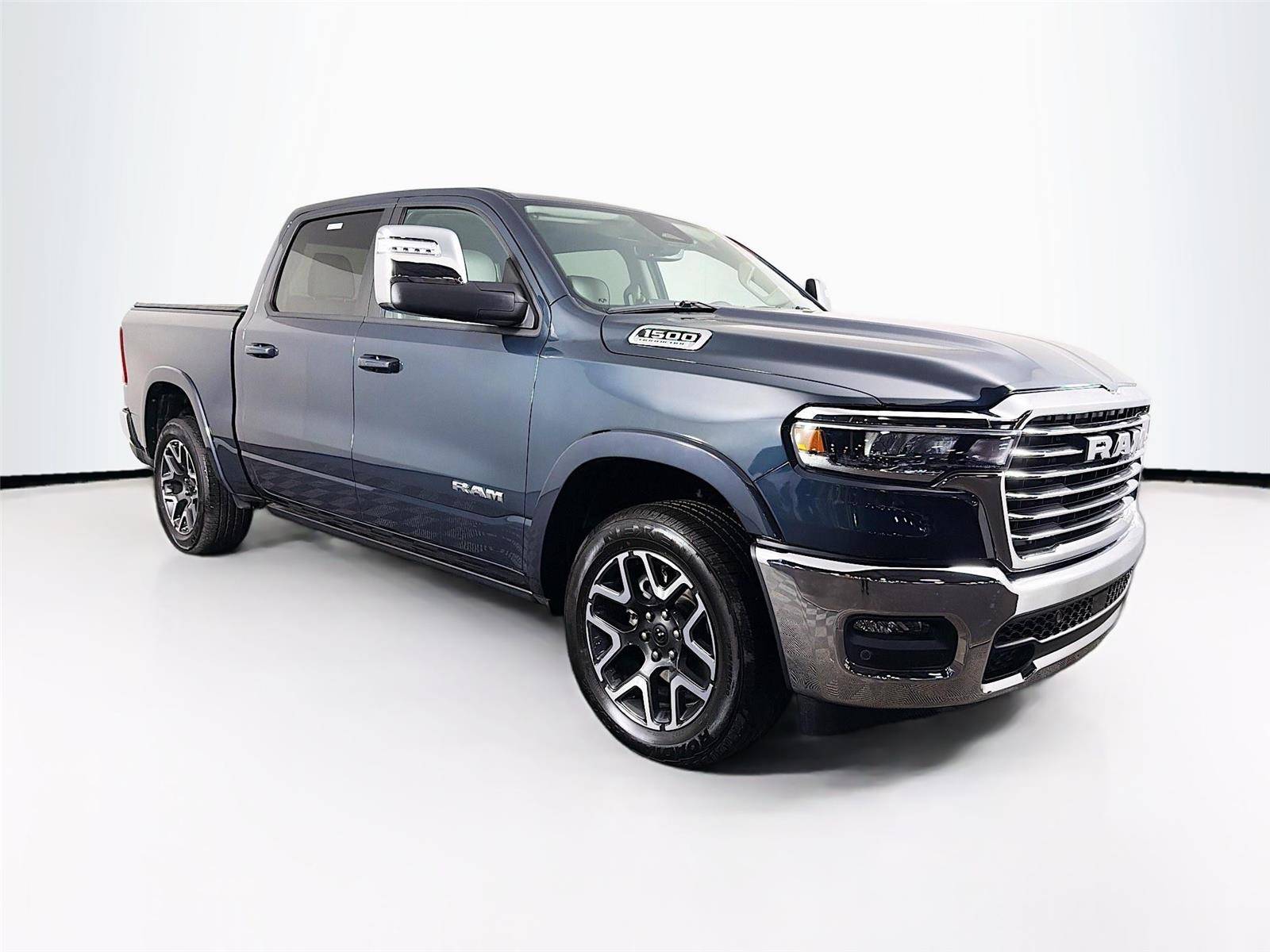 2026 RAM 1500 Laramie Crew Cab 4WD