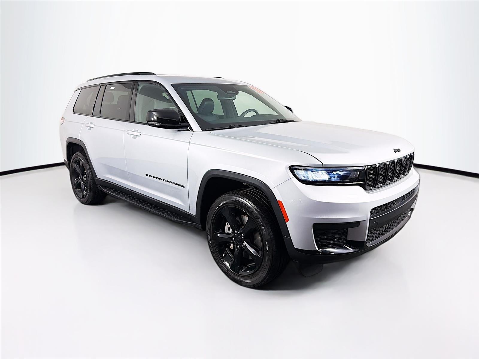2023 Jeep Grand Cherokee L Altitude 4WD