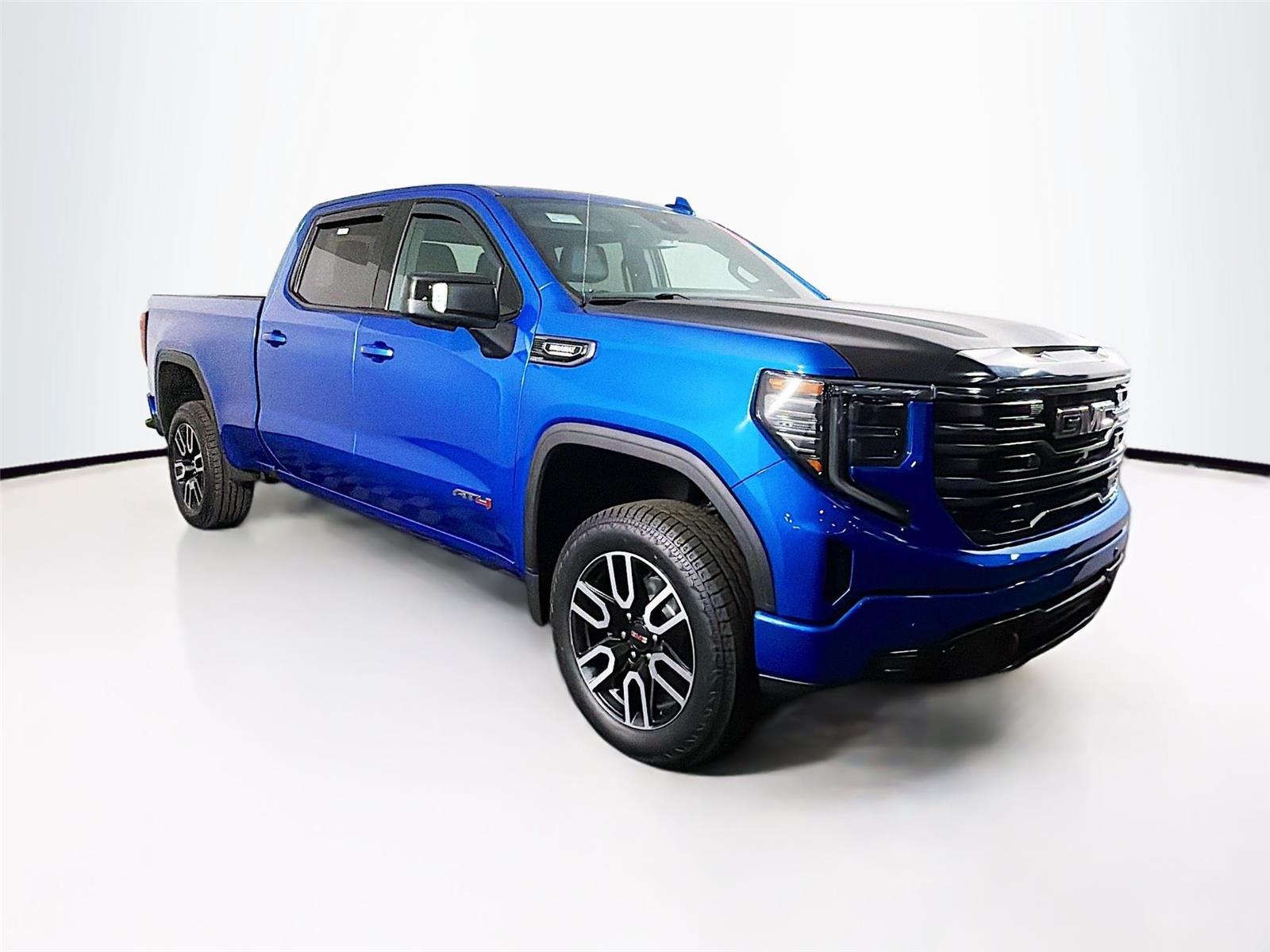 2023 GMC Sierra 1500 AT4 Crew Cab 4WD