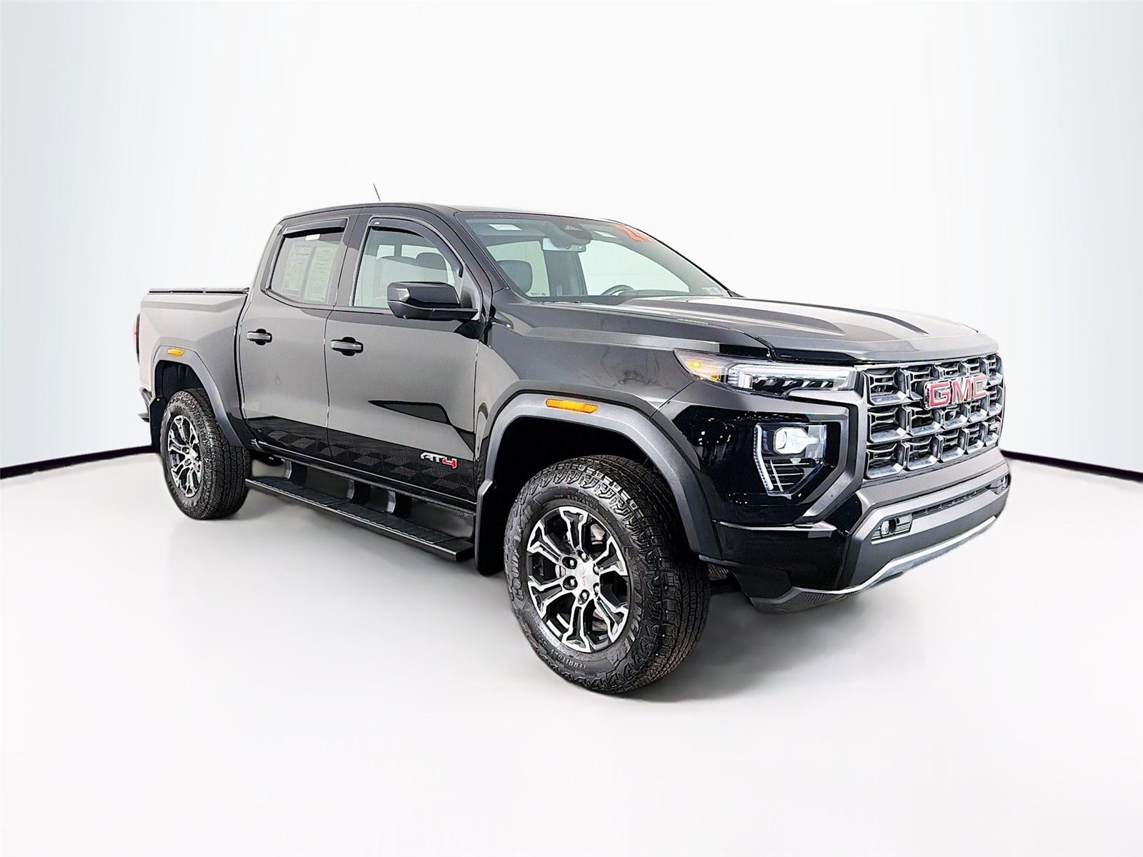 2024 GMC Canyon AT4 Crew Cab 4WD