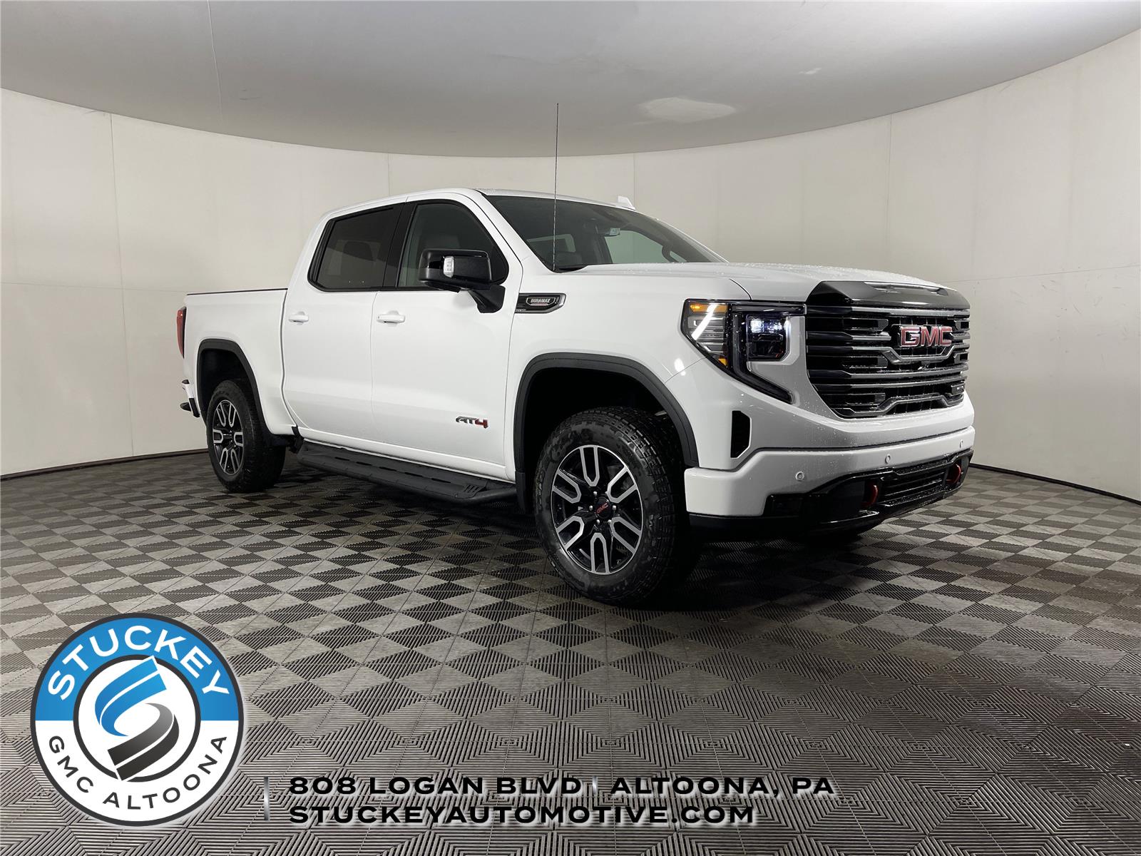 Summit White 2026 GMC Sierra 1500 AT4 Crew Cab 4WD Pickup Truck Four-Wheel Drive Automatic