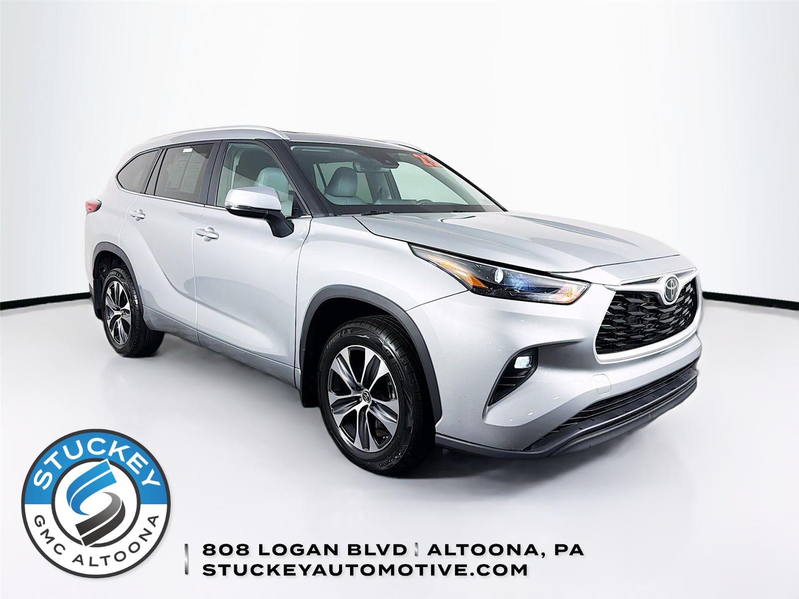 2023 Toyota Highlander XLE AWD