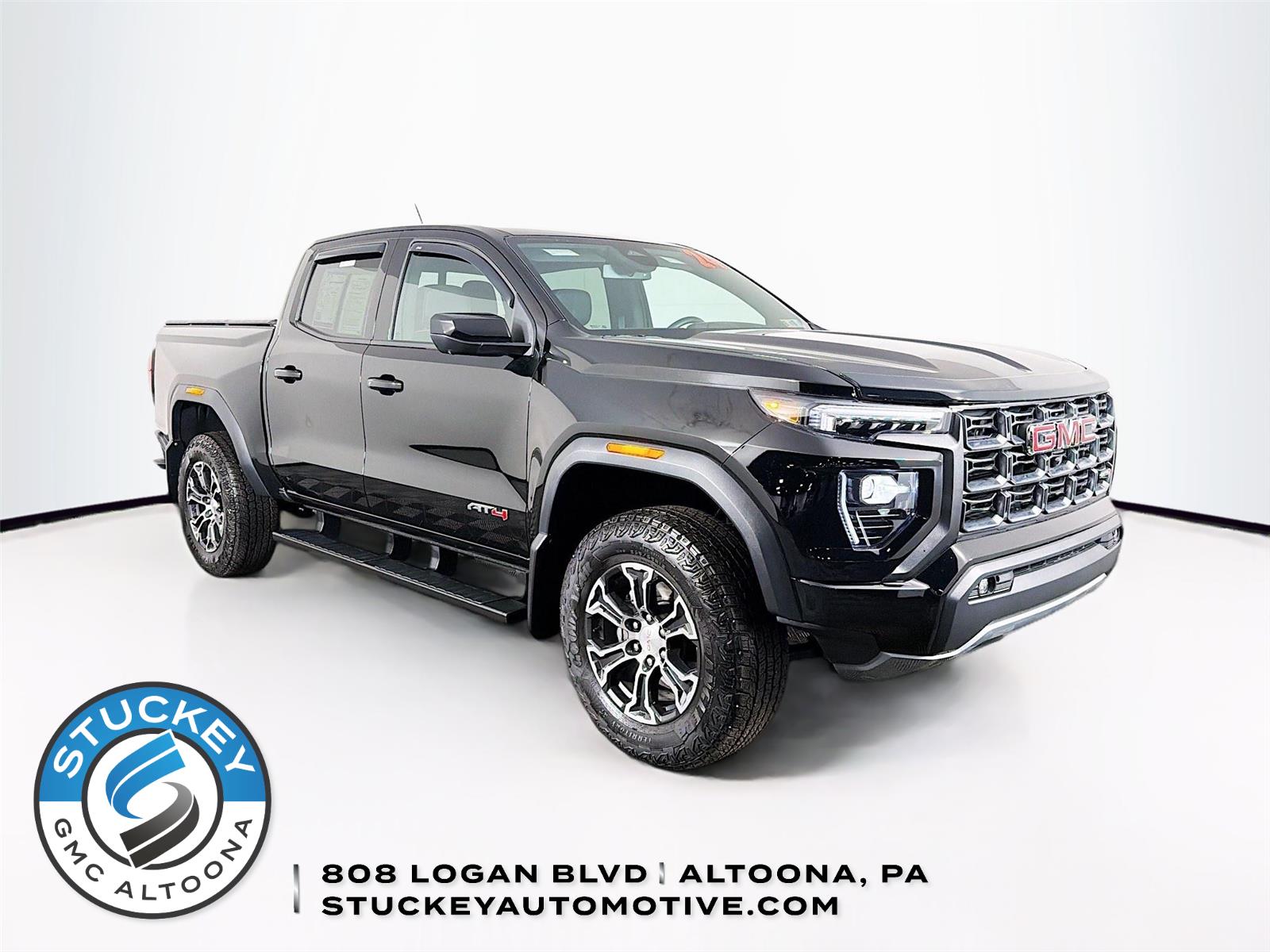 2024 GMC Canyon AT4 Crew Cab 4WD