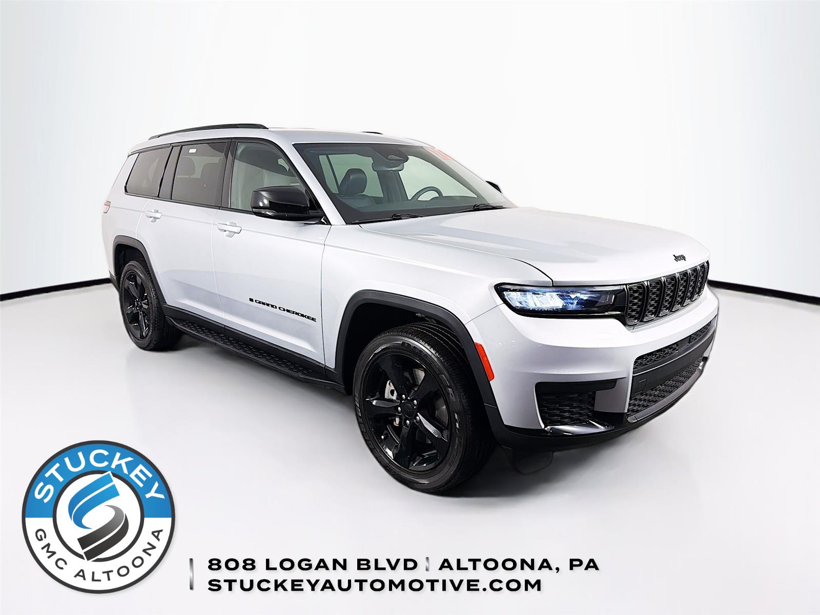 2023 Jeep Grand Cherokee L Altitude 4WD
