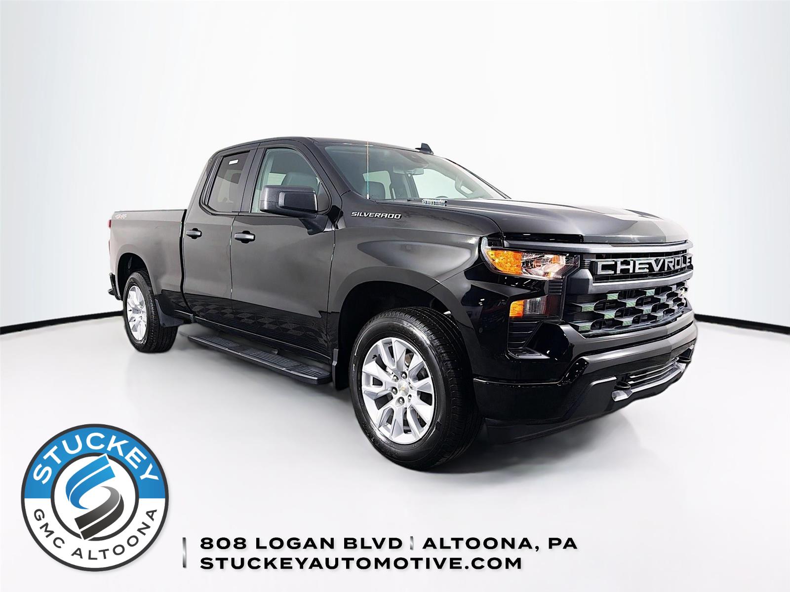 2024 Chevrolet Silverado 1500 Custom Double Cab 4WD