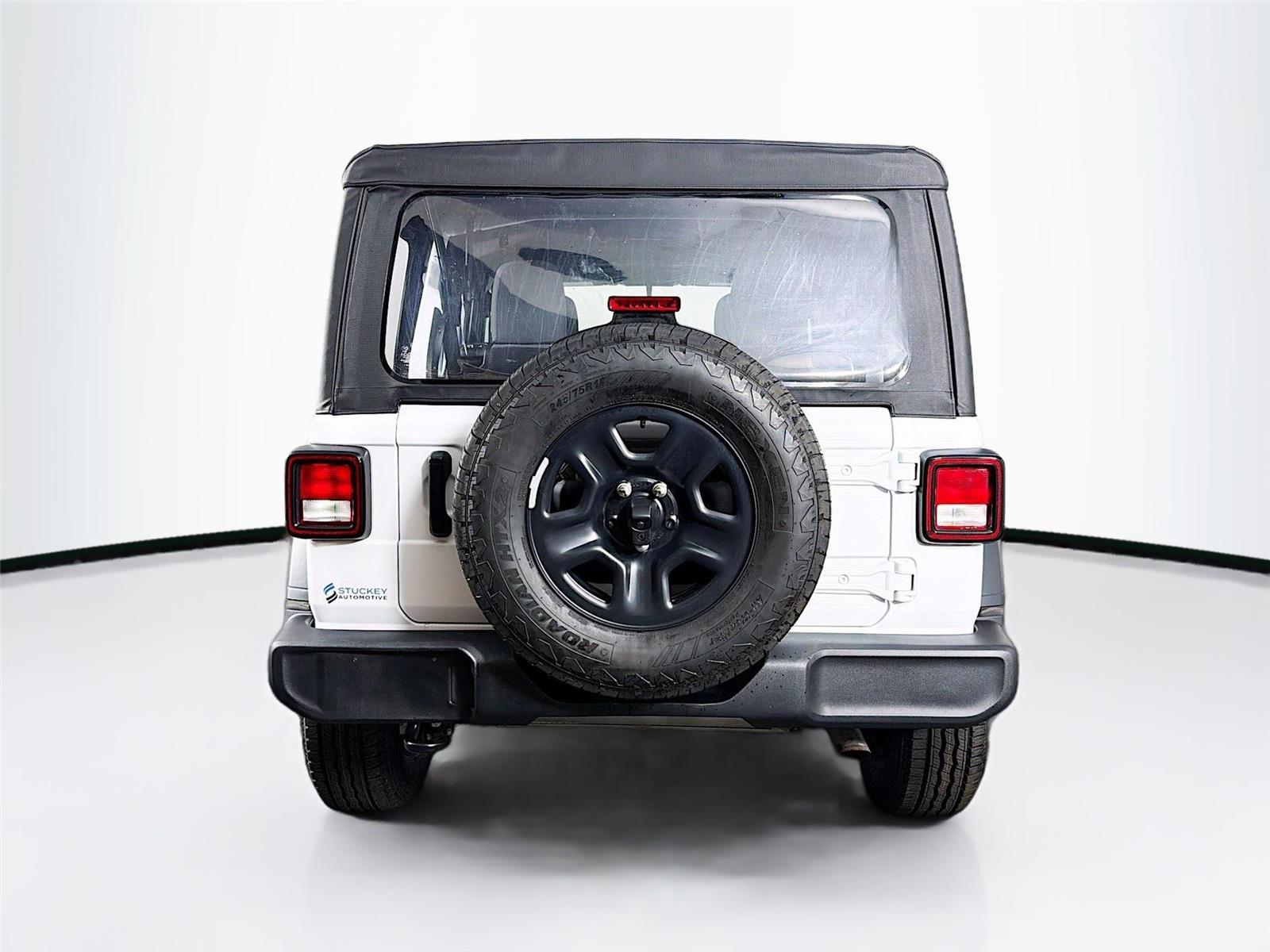 View vehicle photo 6