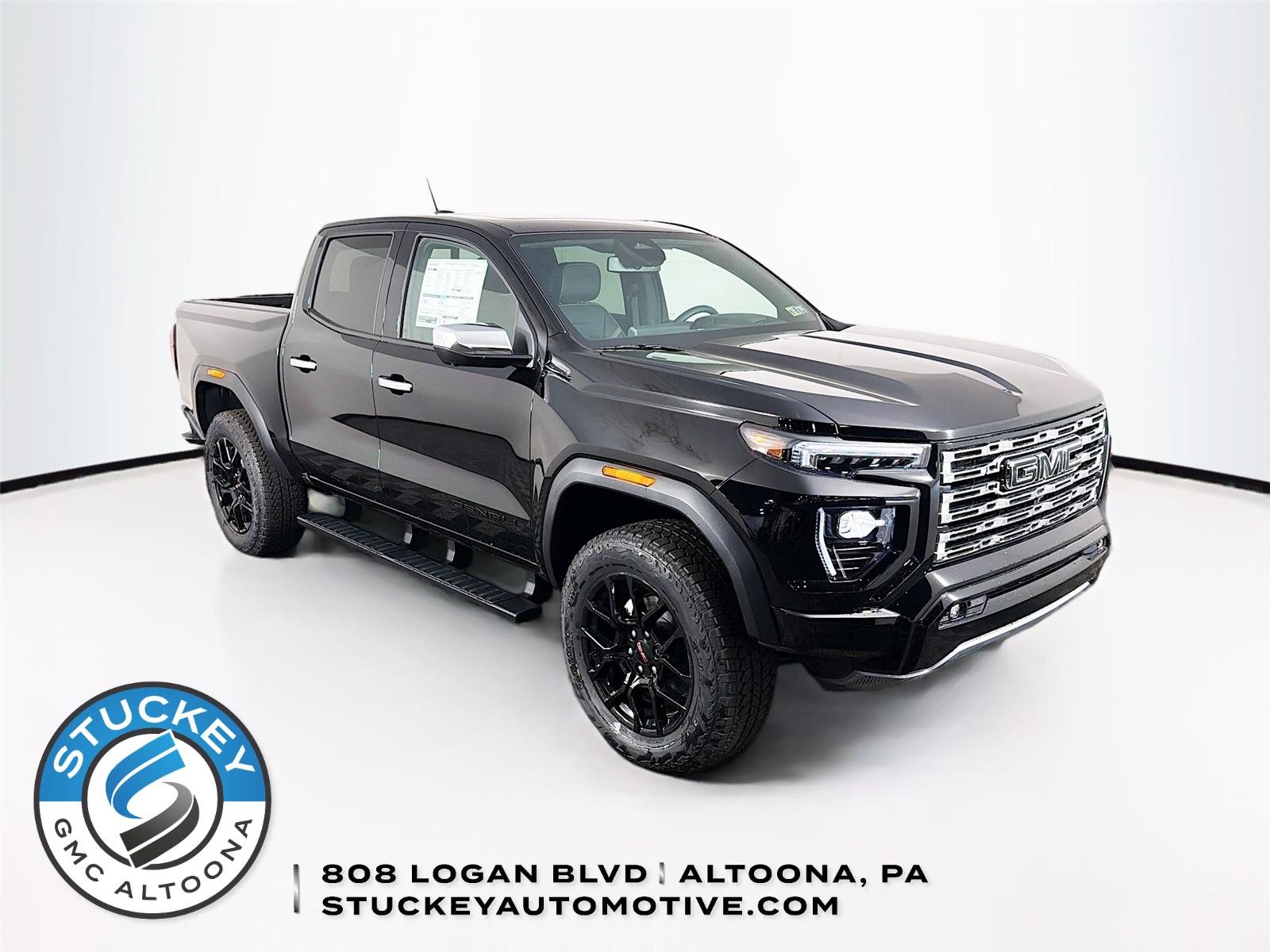 Onyx Black 2026 GMC Canyon Denali Crew Cab 4WD Pickup Truck Four-Wheel Drive 8-Speed Automatic