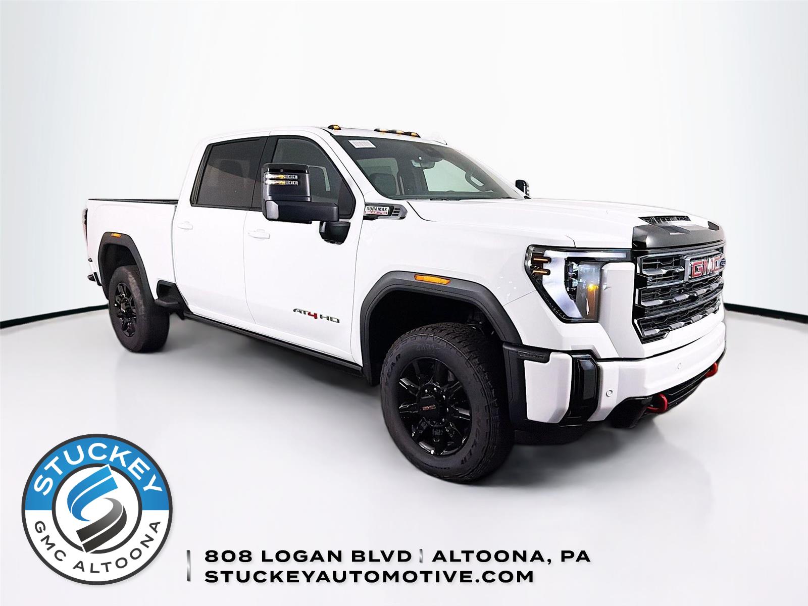 Summit White 2026 GMC Sierra 2500HD AT4 Crew Cab 4WD Pickup Truck Four-Wheel Drive Automatic