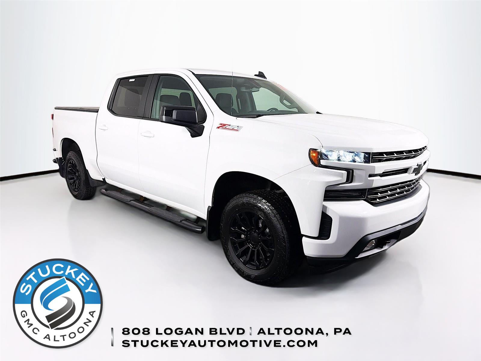 Summit White 2020 Chevrolet Silverado 1500 RST Crew Cab 4WD Pickup Truck Four-Wheel Drive 8-Speed Automatic