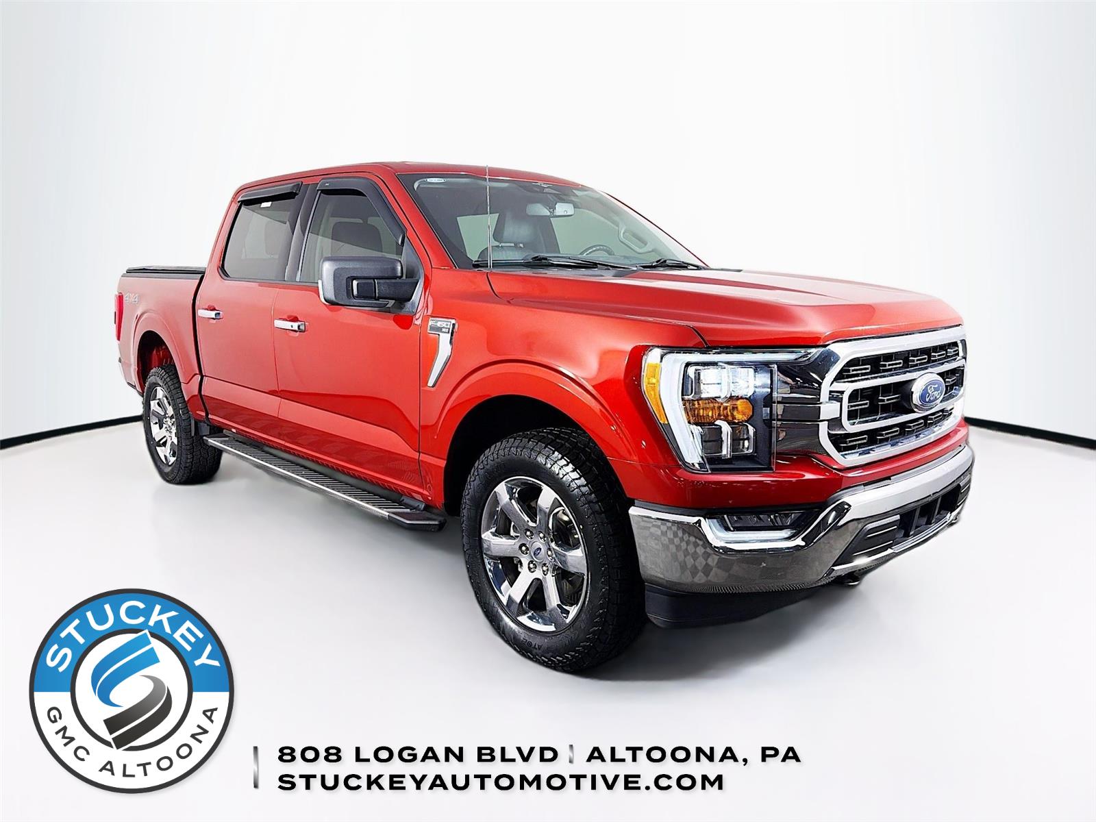 Hot Pepper Red Tinted Clearcoat 2023 Ford F-150 XLT SuperCrew 4WD Pickup Truck Four-Wheel Drive Automatic