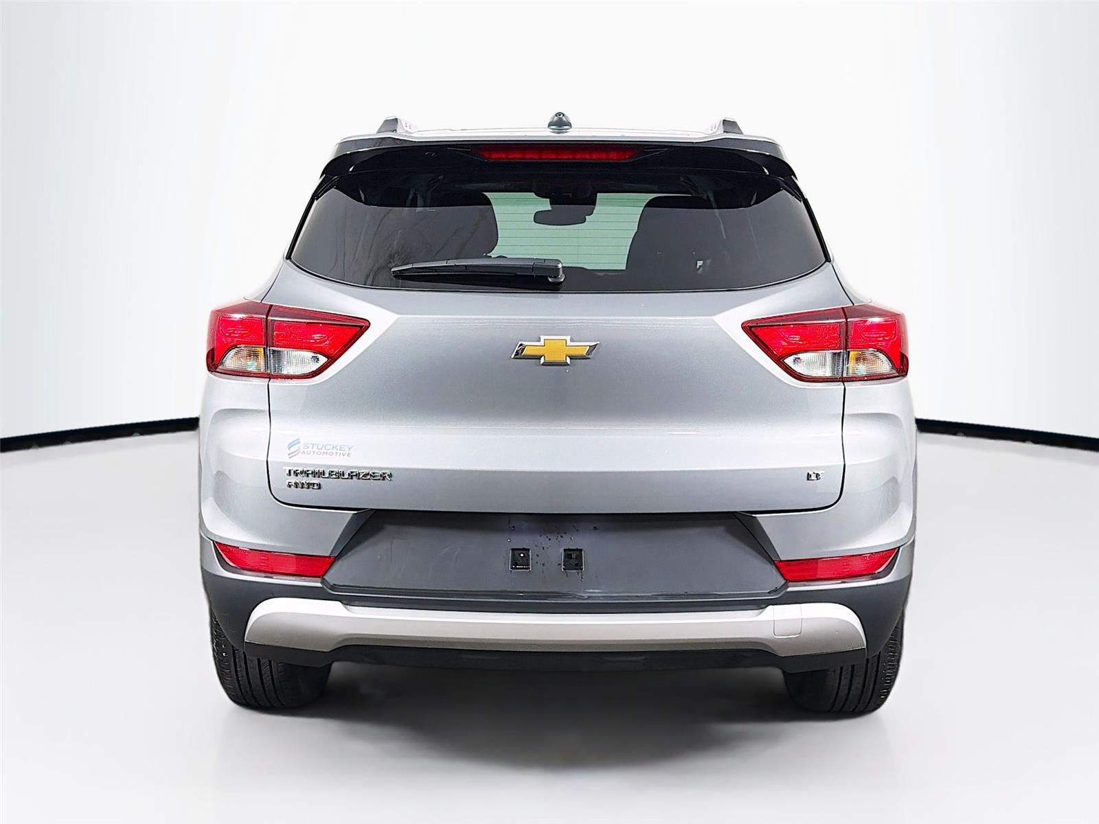 View vehicle photo 6