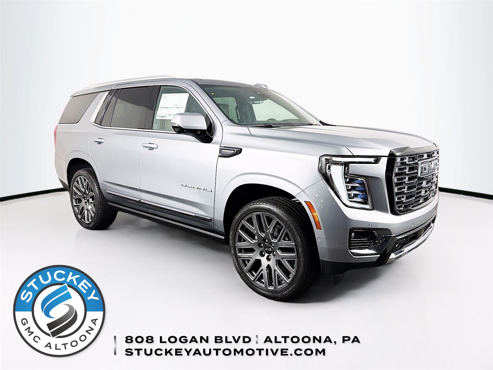 Sterling Metallic 2026 GMC Yukon Denali Ultimate 4WD SUV / Crossover Four-Wheel Drive Automatic