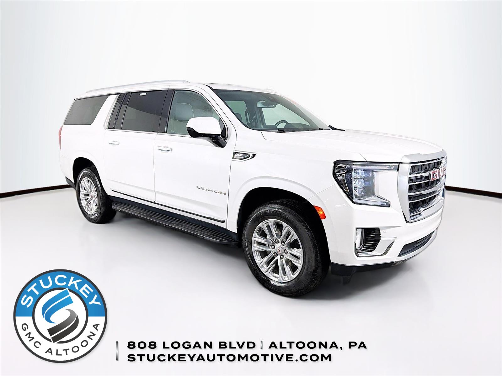 White Frost Tricoat 2024 GMC Yukon XL SLT 4WD SUV / Crossover Four-Wheel Drive Automatic