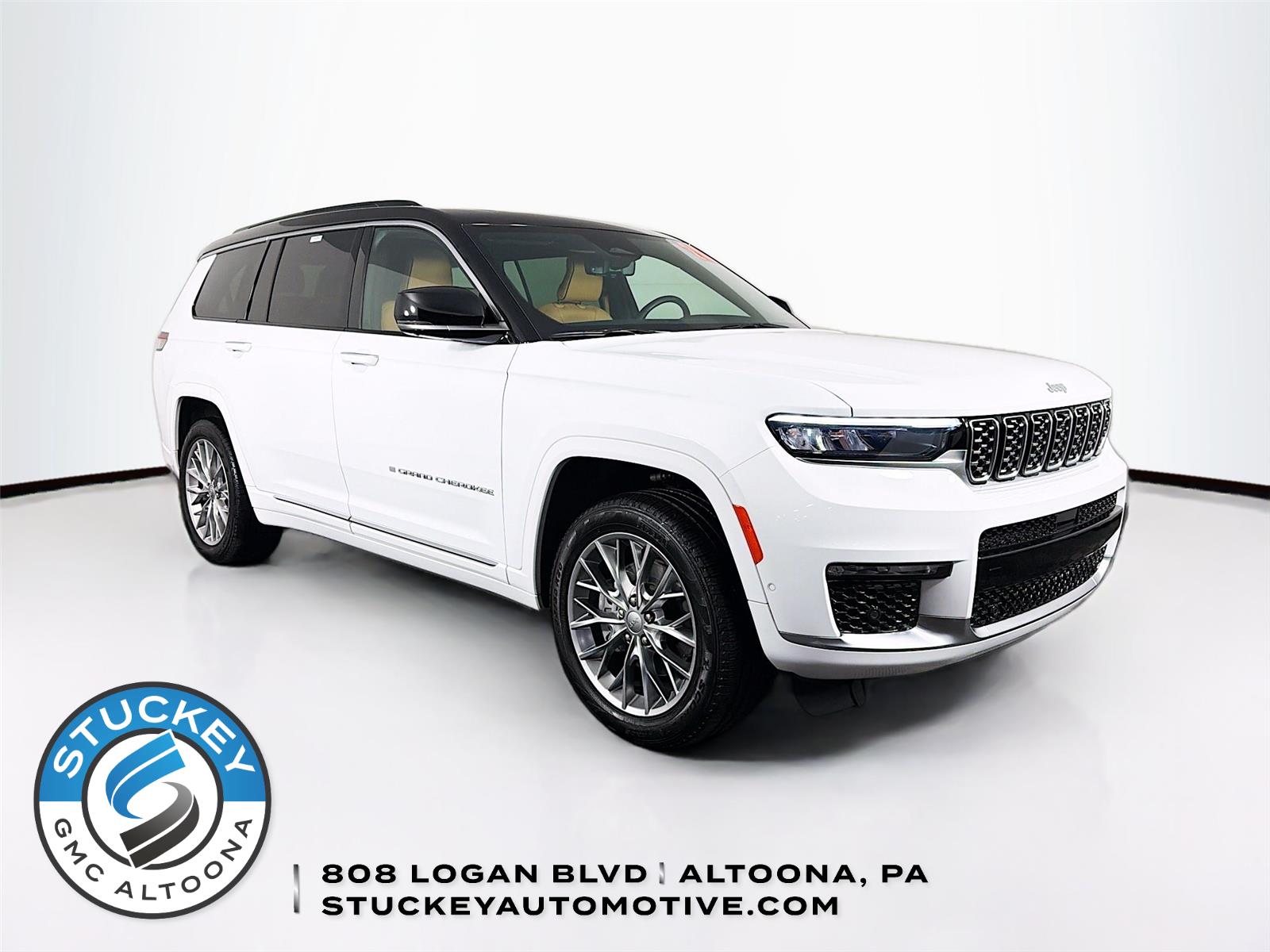 Bright White Clearcoat 2024 Jeep Grand Cherokee L Summit 4WD SUV / Crossover Four-Wheel Drive 8-Speed Automatic