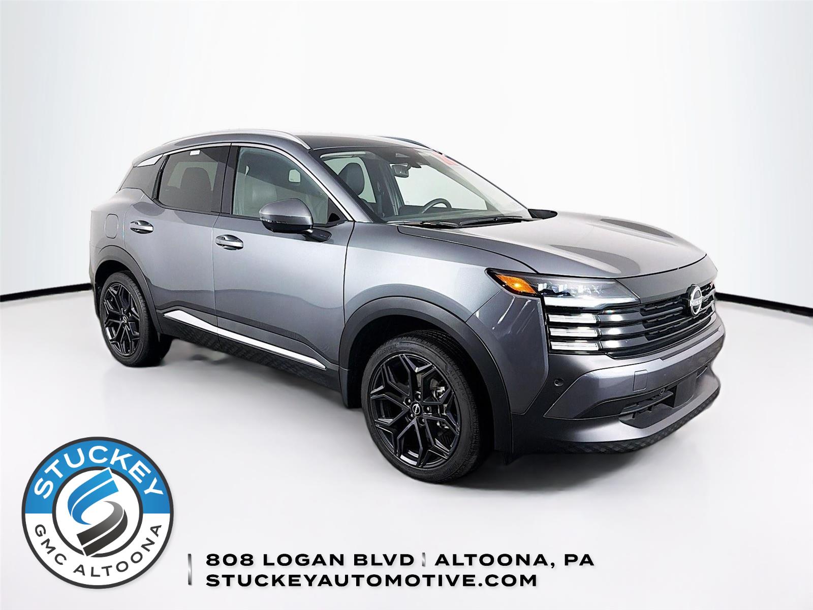 Gray (Gun Metallic) 2025 Nissan Kicks SR AWD SUV / Crossover All-Wheel Drive Continuously Variable Transmission