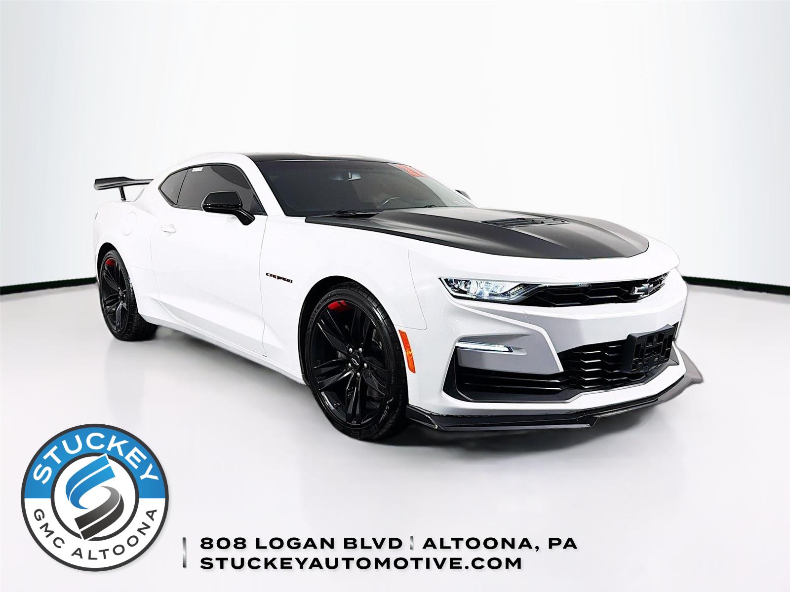 Summit White 2022 Chevrolet Camaro 1SS Coupe RWD Coupe Rear-Wheel Drive Automatic