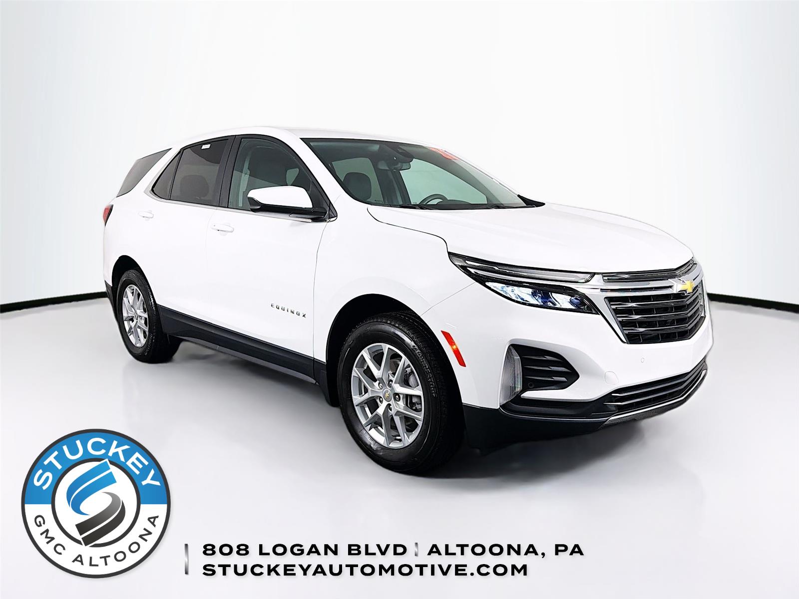 Summit White 2023 Chevrolet Equinox SUV / Crossover Four-Wheel Drive 6-Speed Automatic Overdrive