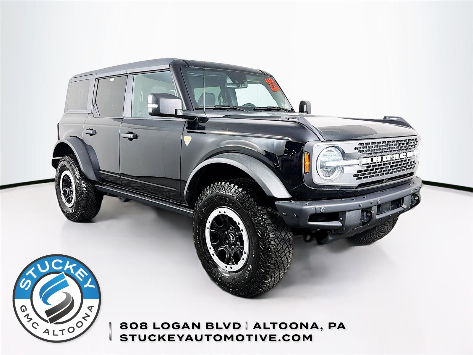 Shadow Black 2023 Ford Bronco Badlands Advanced 4-Door 4WD SUV / Crossover Four-Wheel Drive Automatic