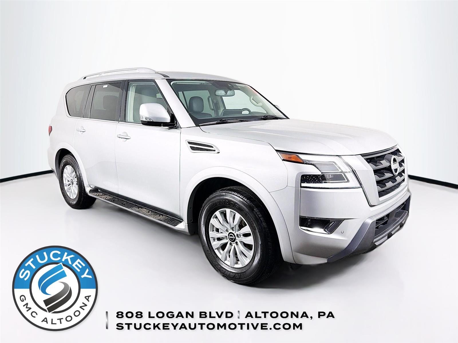 Brilliant Silver Metallic 2024 Nissan Armada SUV / Crossover Four-Wheel Drive Automatic