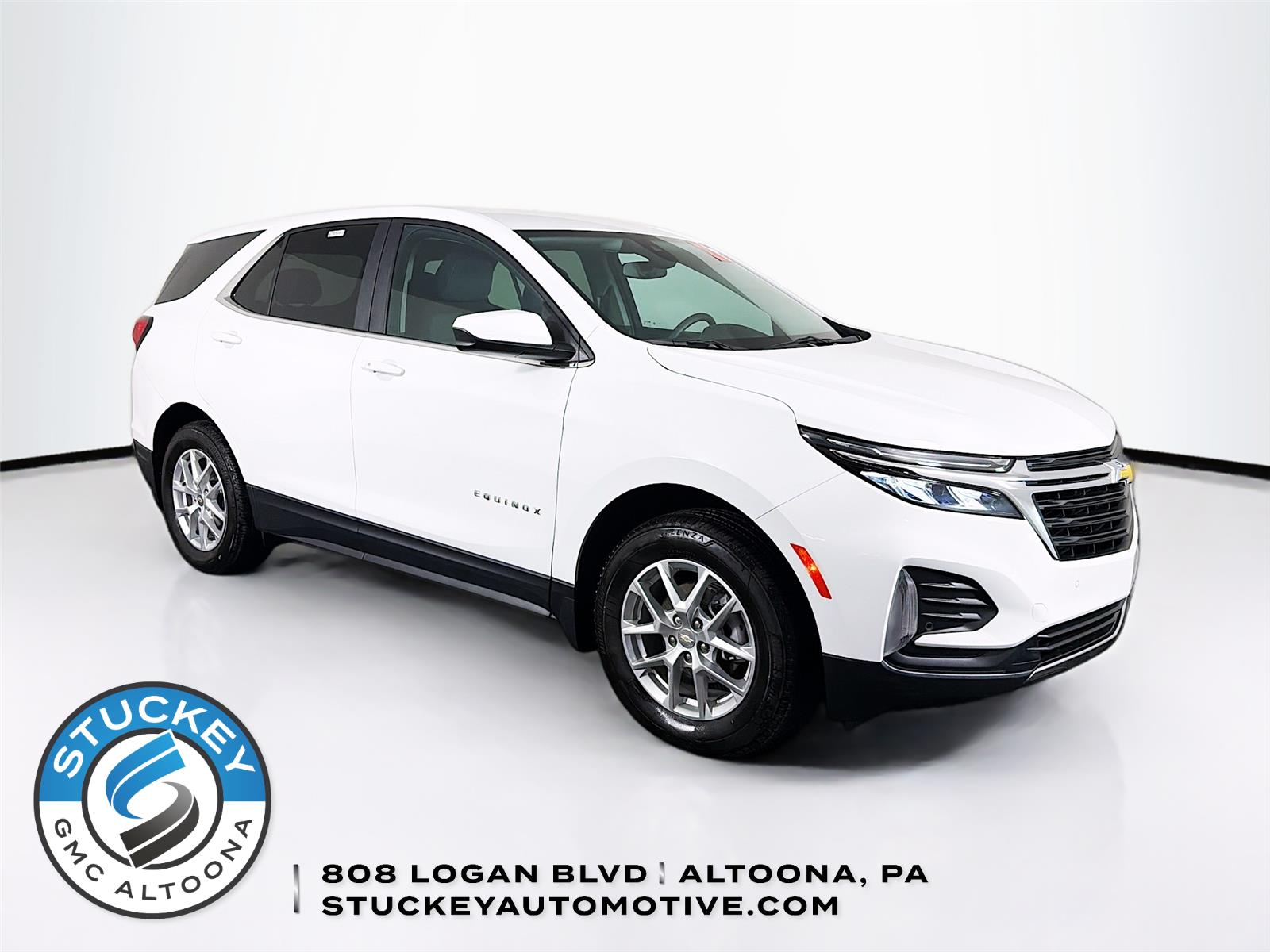 Summit White 2023 Chevrolet Equinox SUV / Crossover Four-Wheel Drive 6-Speed Automatic Overdrive