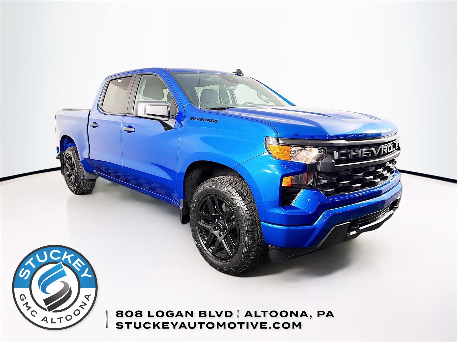 Glacier Blue Metallic 2023 Chevrolet Silverado 1500 Pickup Truck Four-Wheel Drive 8-Speed Automatic