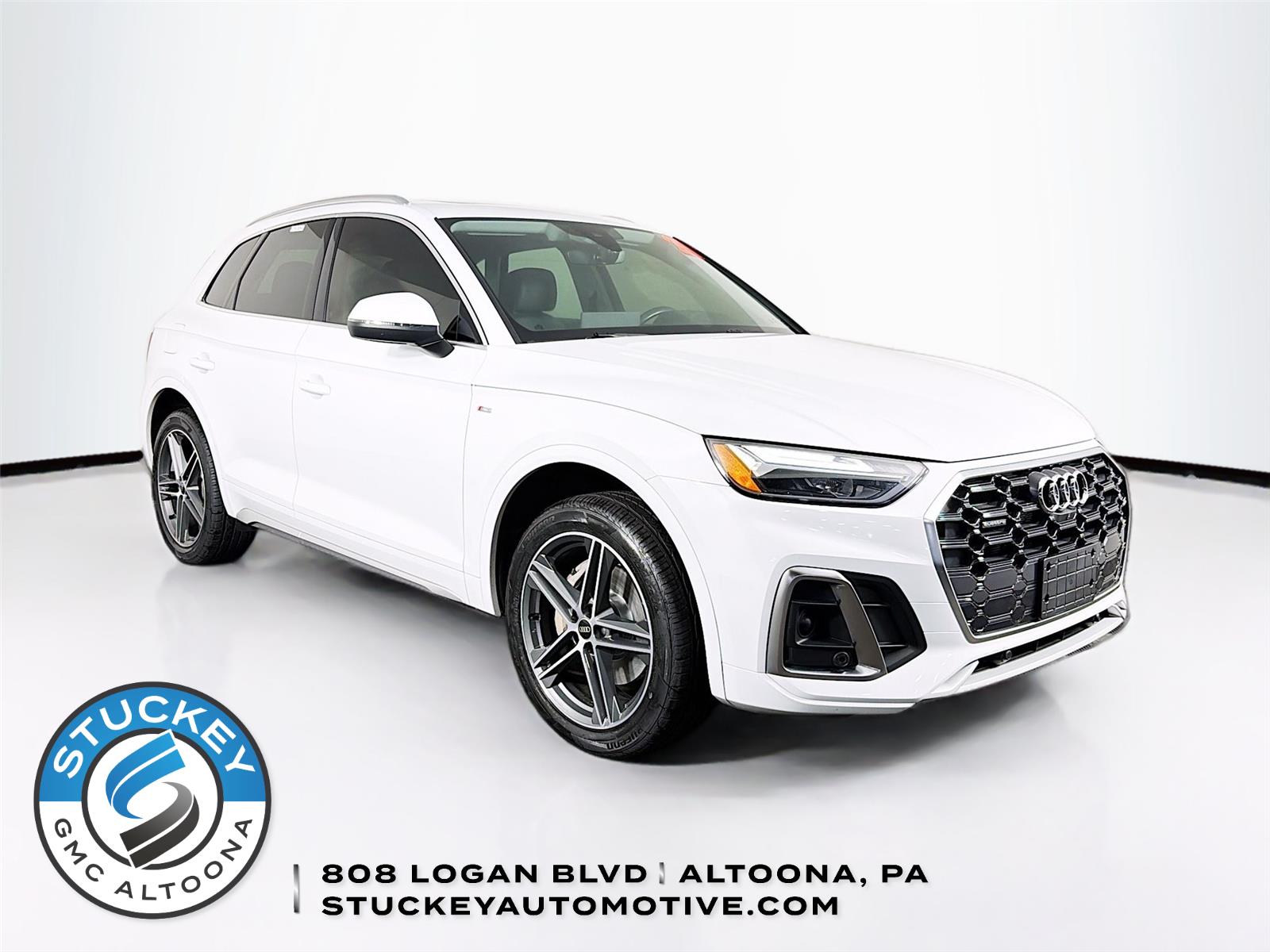 Glacier White Metallic 2021 Audi Q5 Hybrid Plug-in SUV / Crossover All-Wheel Drive Automatic