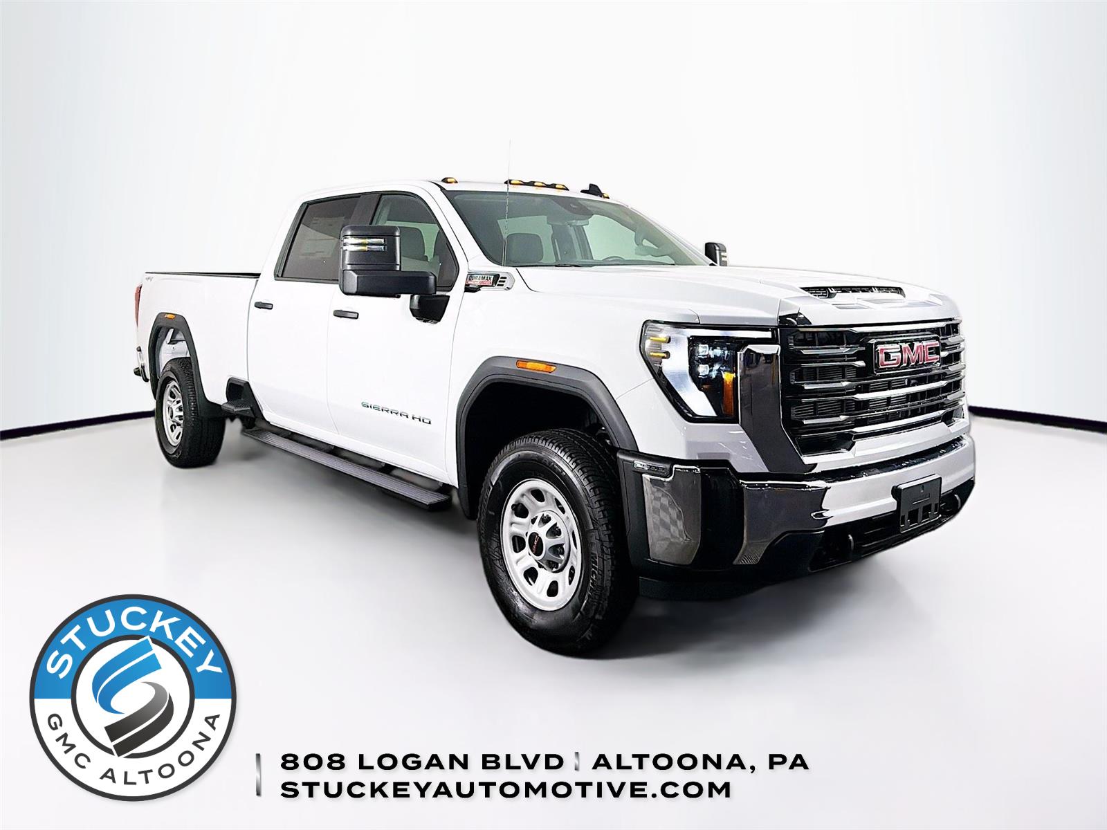 Summit White 2026 GMC Sierra 2500HD Pickup Truck Four-Wheel Drive Automatic