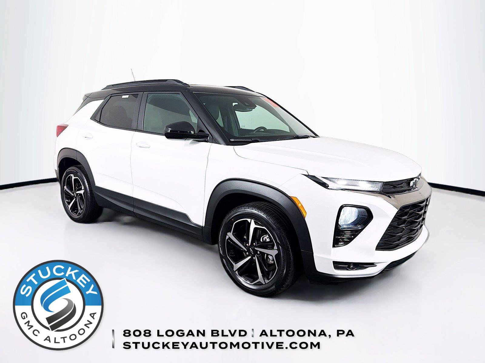 Summit White 2023 Chevrolet Trailblazer SUV / Crossover Four-Wheel Drive 9-Speed Automatic