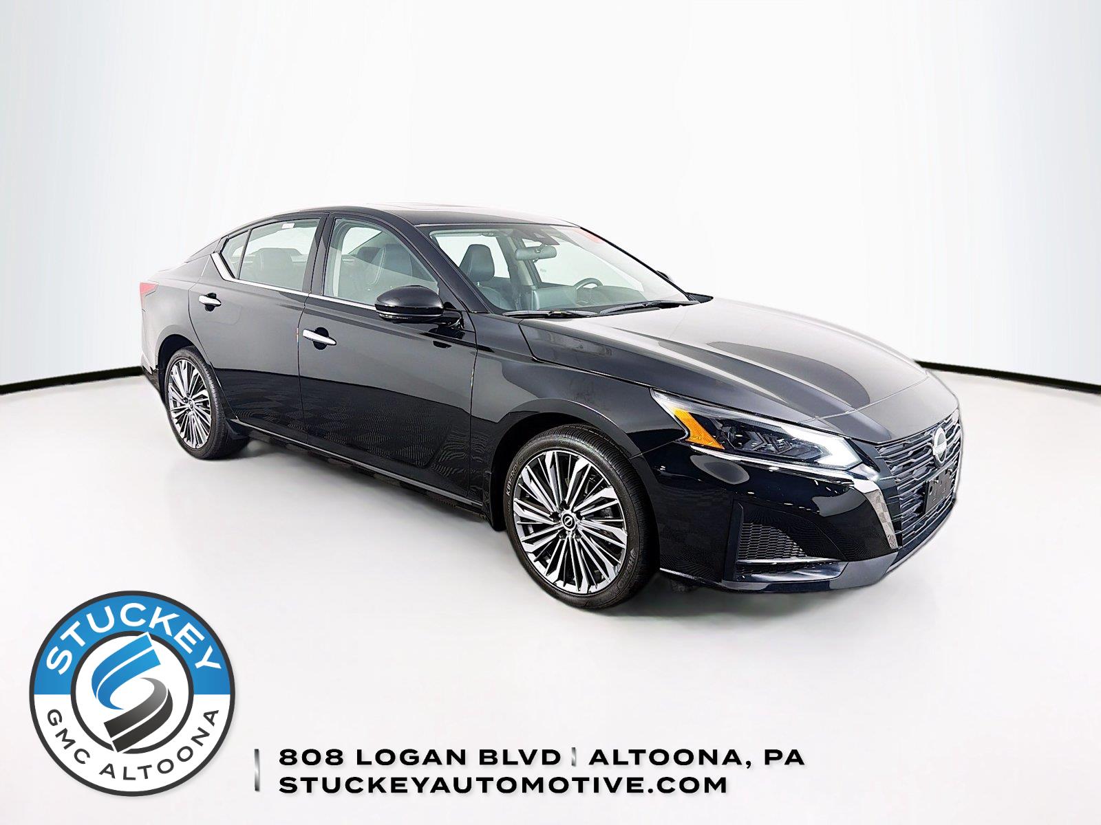 Super Black 2024 Nissan Altima Sedan All-Wheel Drive Continuously Variable Transmission