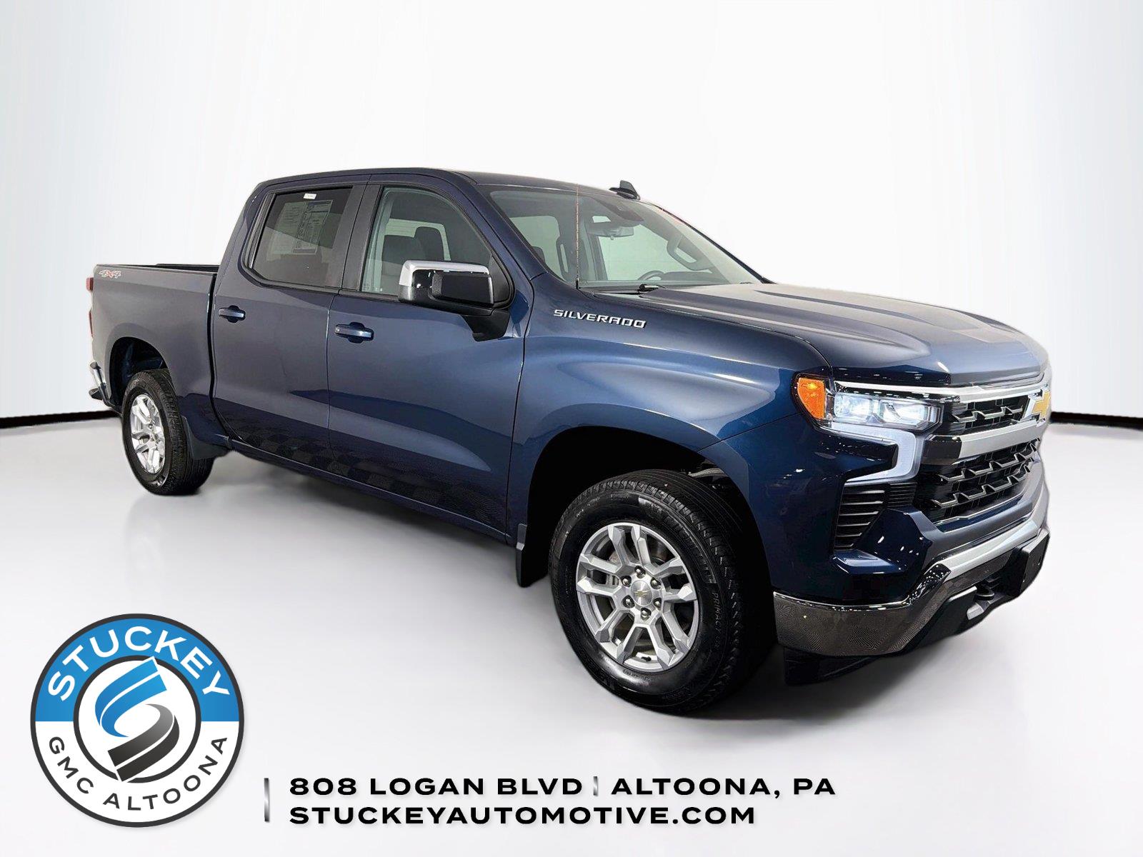 Northsky Blue Metallic 2023 Chevrolet Silverado 1500 Pickup Truck Four-Wheel Drive 8-Speed Automatic