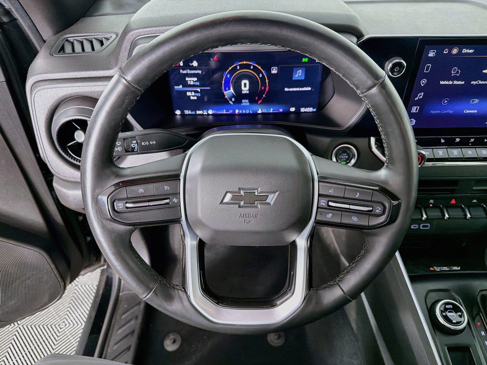 View vehicle photo 3