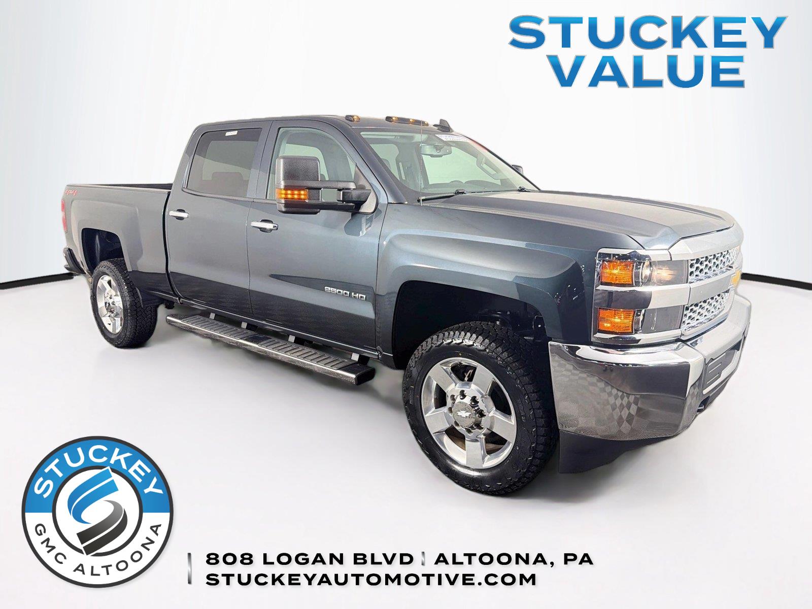Gray (Graphite Metallic) 2019 Chevrolet Silverado 2500HD Pickup Truck Four-Wheel Drive 6-Speed Automatic