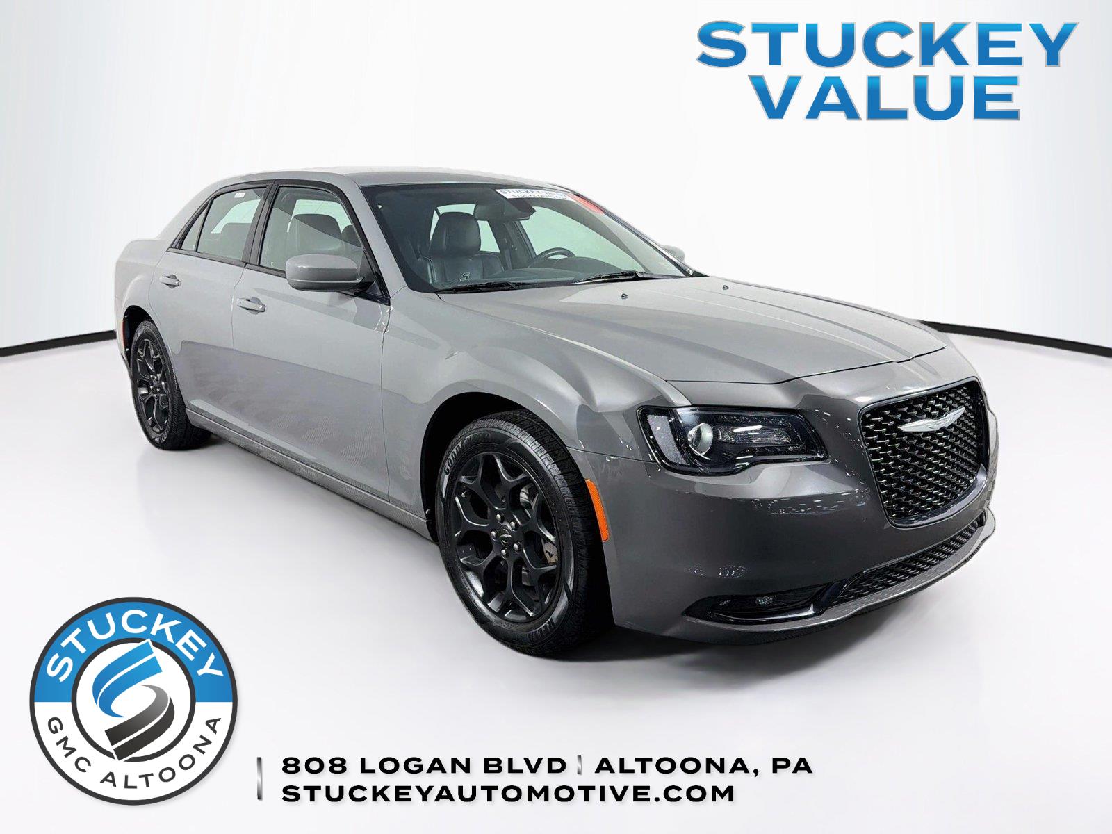 Gray (Ceramic Grey Clearcoat) 2019 Chrysler 300 Sedan All-Wheel Drive 8-Speed Automatic
