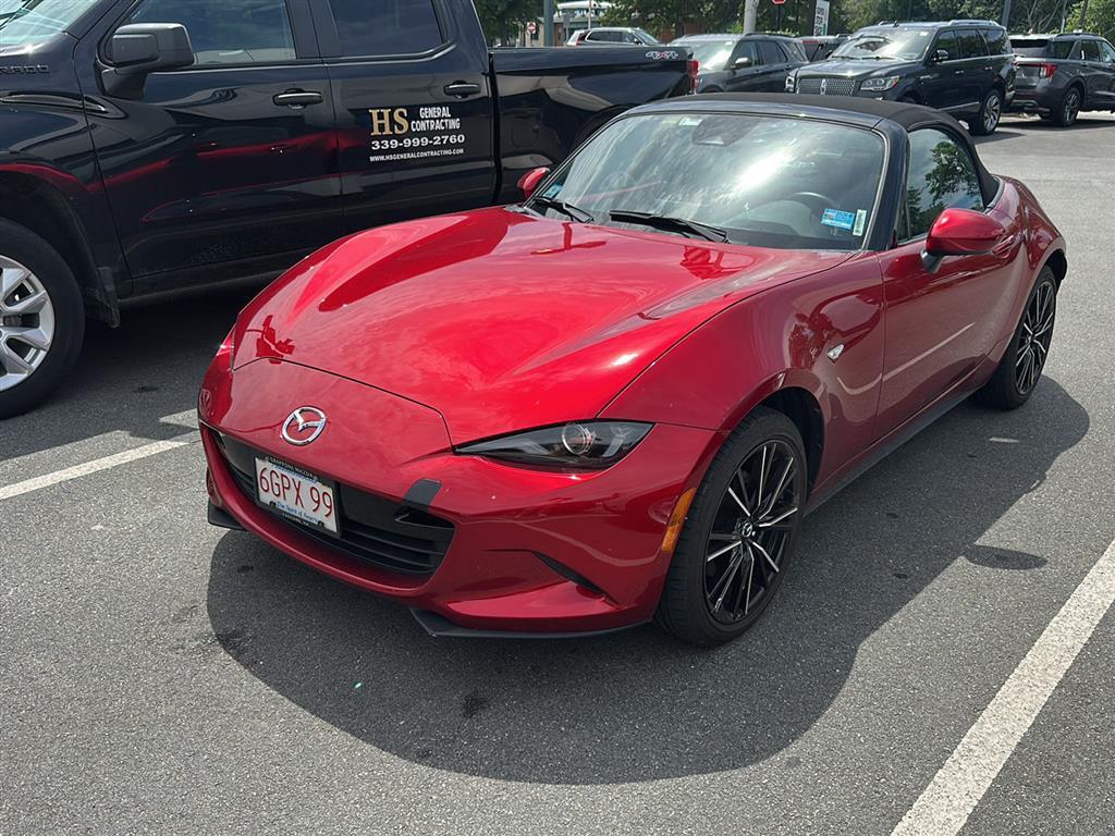 Soul Red Crystal Metallic 2024 Mazda MX-5 Miata Convertible Rear-Wheel Drive Automatic